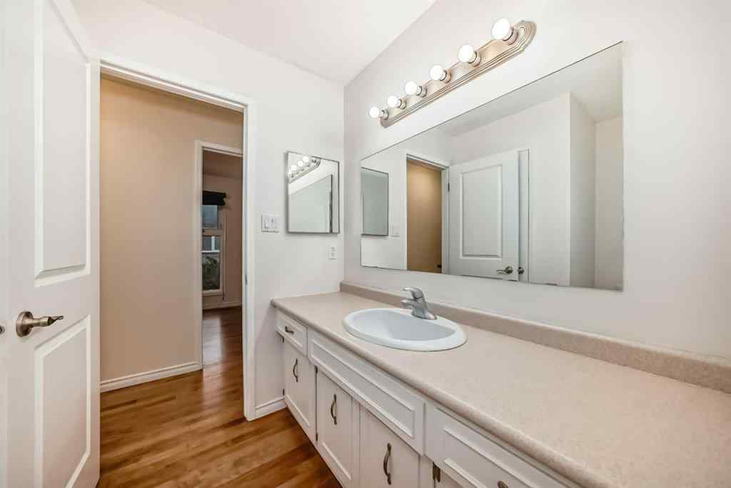 MLS® A2258161 - 5531 Dalhart Hill NW in Dalhousie Calgary, Residential