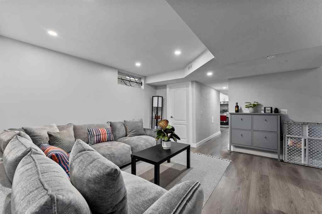 MLS® A2258162 - 12 Cedargrove Road SW in Cedarbrae Calgary, Residential