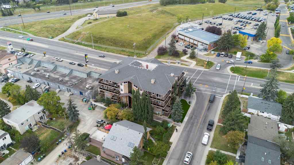 MLS® A2258163 - Unit #301 4440 14 Street NW in North Haven Calgary, Residential