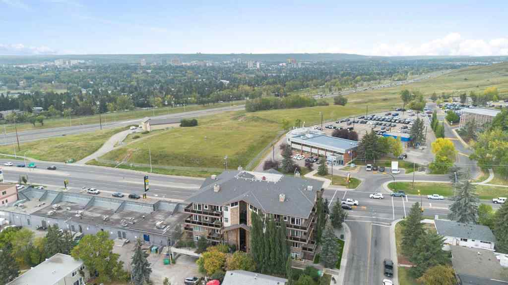 MLS® A2258163 - Unit #301 4440 14 Street NW in North Haven Calgary, Residential