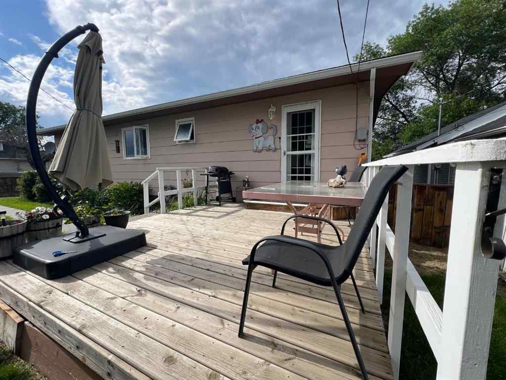 MLS® A2258164 - 599 3 Avenue W in Downtown Drumheller, Residential