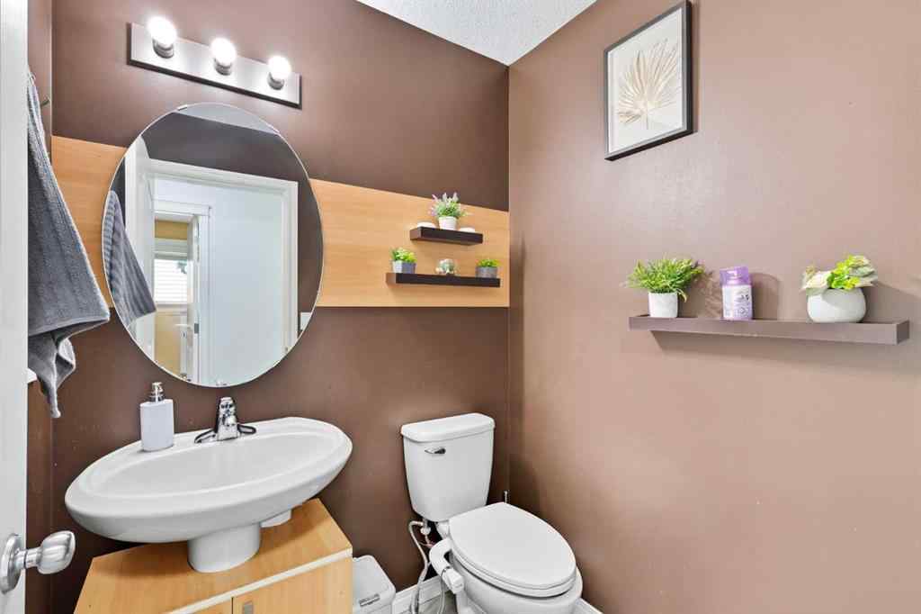MLS® A2258165 - 129 Luxstone Green SW in Luxstone Airdrie, Residential