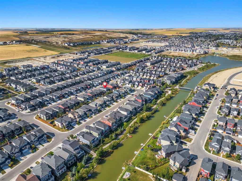 MLS® A2258167 - 464 Bayview Way SW in Bayview Airdrie, Residential