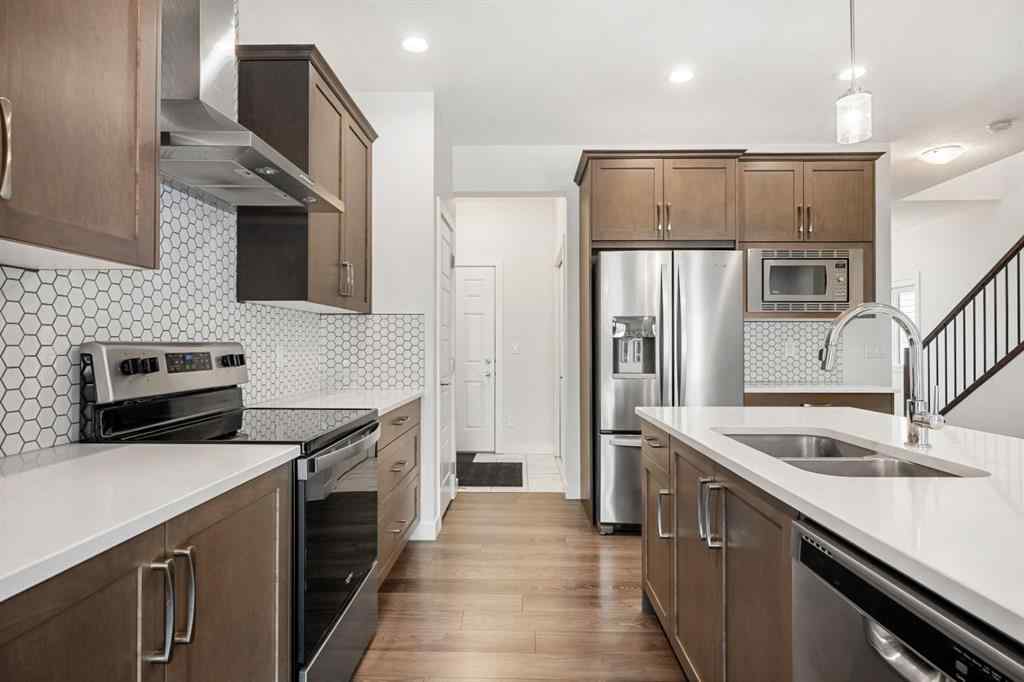 MLS® A2258167 - 464 Bayview Way SW in Bayview Airdrie, Residential