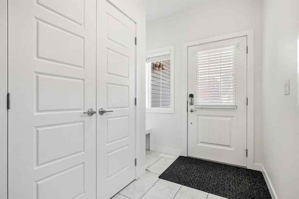 MLS® A2258167 - 464 Bayview Way SW in Bayview Airdrie, Residential