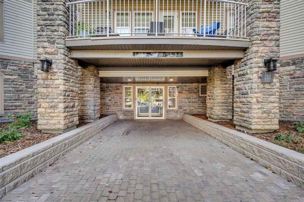 MLS® A2258170 - Unit #301 1414 17 Street SE in Inglewood Calgary, Residential