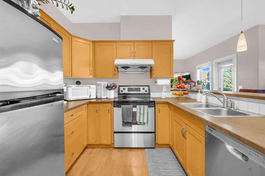 MLS® A2258170 - Unit #301 1414 17 Street SE in Inglewood Calgary, Residential