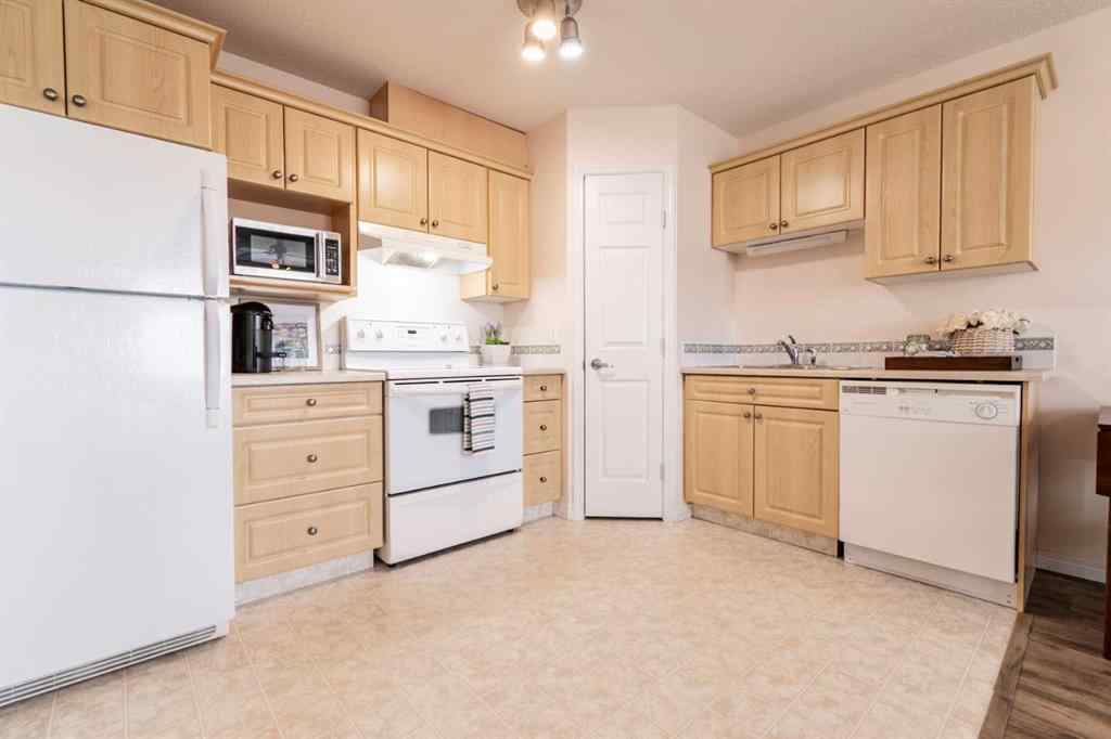 MLS® A2258171 - Unit #328 10402 111 Street  in Gateway Grande Prairie, Residential