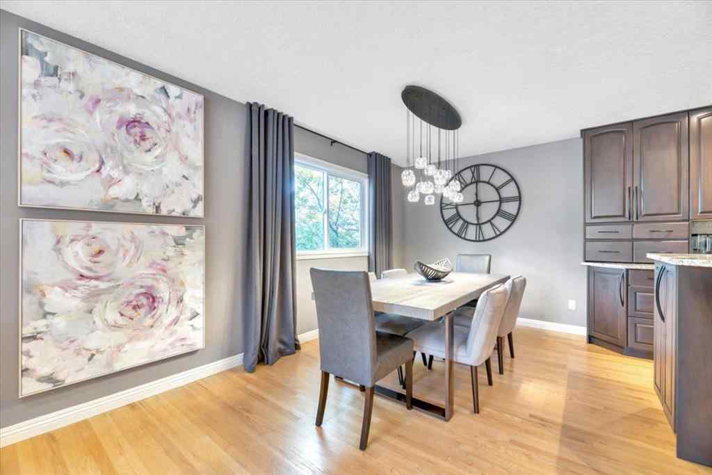 MLS® A2258174 - 15 Brazeau Crescent SW in Braeside Calgary, Residential