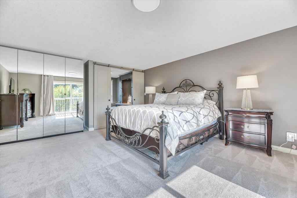 MLS® A2258174 - 15 Brazeau Crescent SW in Braeside Calgary, Residential