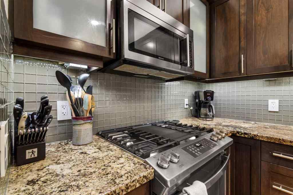 MLS® A2258180 - Unit #104 8 Hemlock Crescent  in Spruce Cliff Calgary, Residential