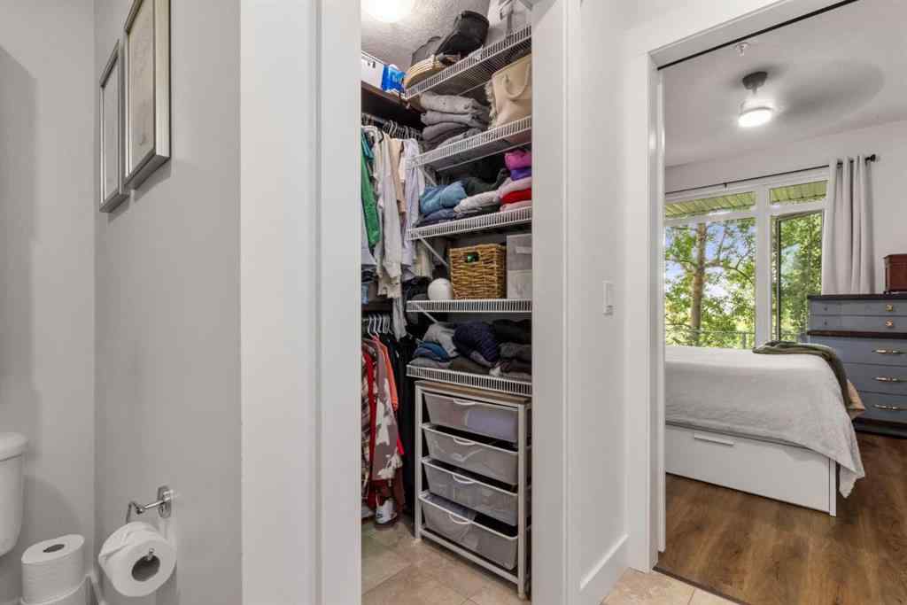 MLS® A2258180 - Unit #104 8 Hemlock Crescent  in Spruce Cliff Calgary, Residential