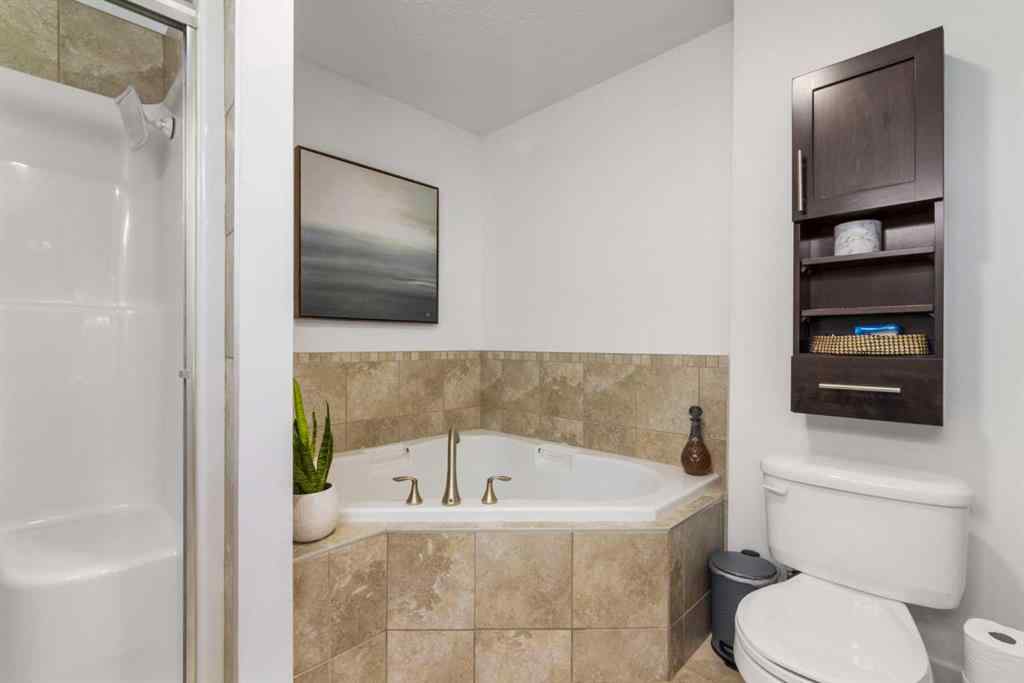 MLS® A2258180 - Unit #104 8 Hemlock Crescent  in Spruce Cliff Calgary, Residential