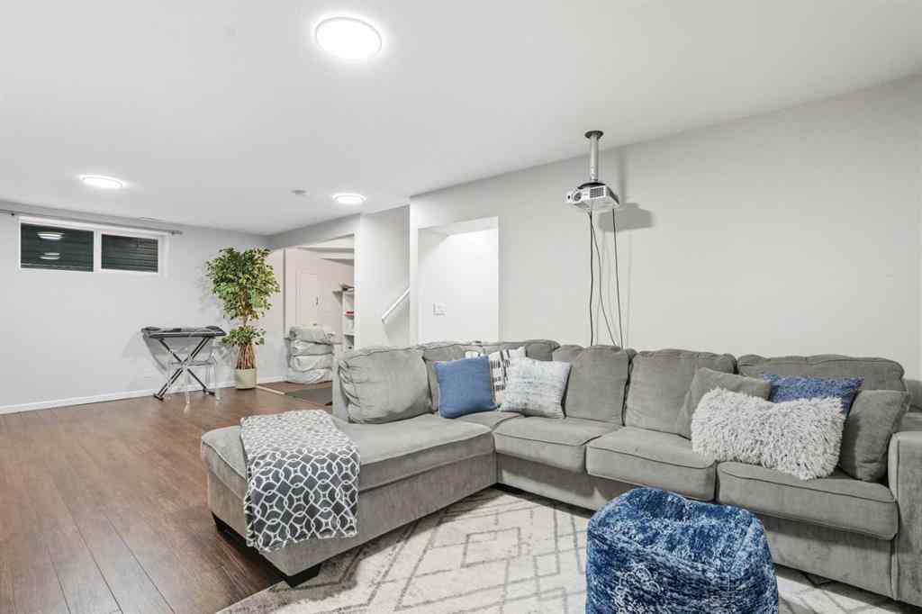 MLS® A2258185 - 270 Everoak Drive SW in Evergreen Calgary, Residential