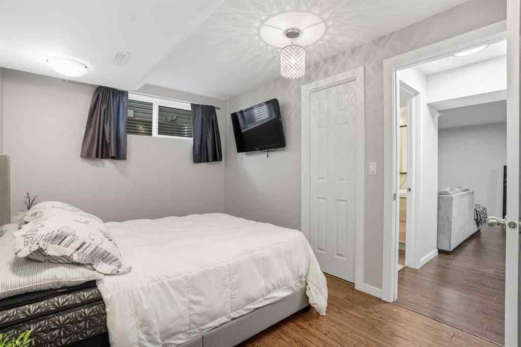 MLS® A2258185 - 270 Everoak Drive SW in Evergreen Calgary, Residential