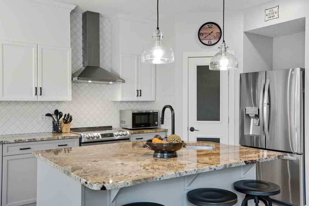 MLS® A2258185 - 270 Everoak Drive SW in Evergreen Calgary, Residential