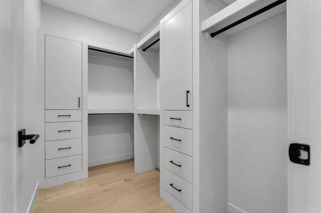 MLS® A2258186 - 506 28 Avenue NW in Mount Pleasant Calgary, Residential