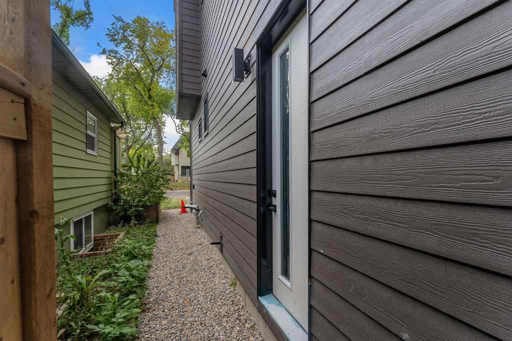 MLS® A2258186 - 506 28 Avenue NW in Mount Pleasant Calgary, Residential