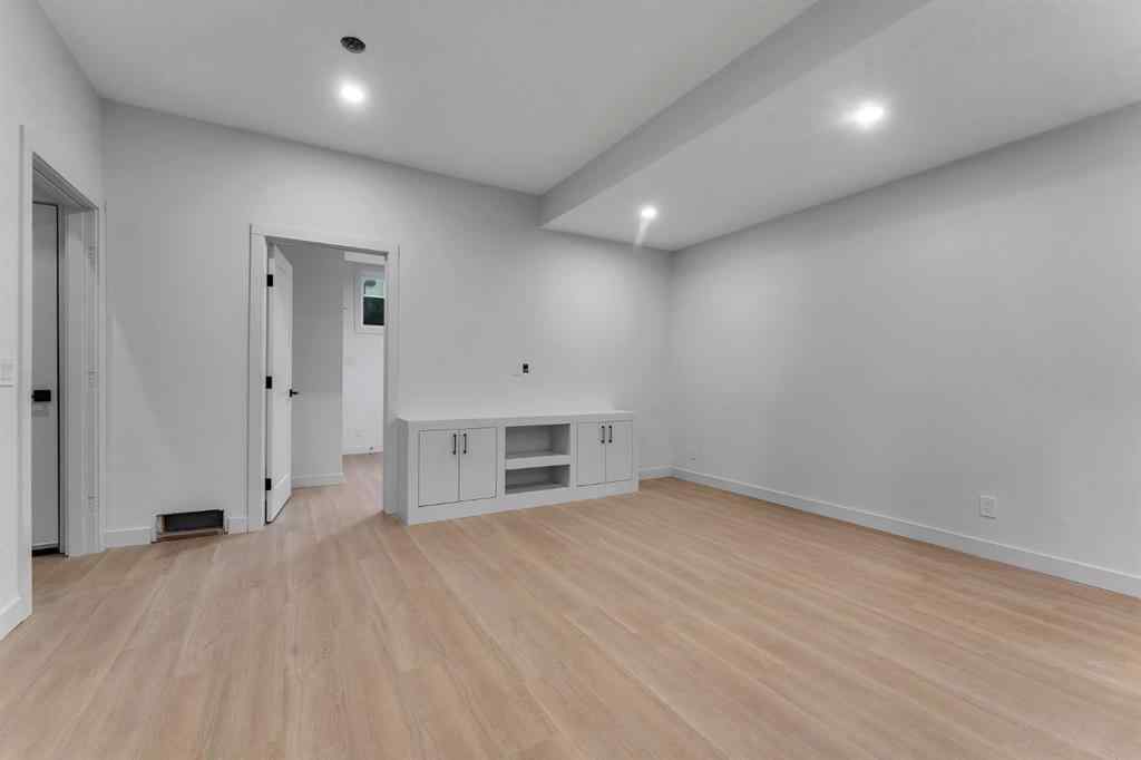 MLS® A2258186 - 506 28 Avenue NW in Mount Pleasant Calgary, Residential