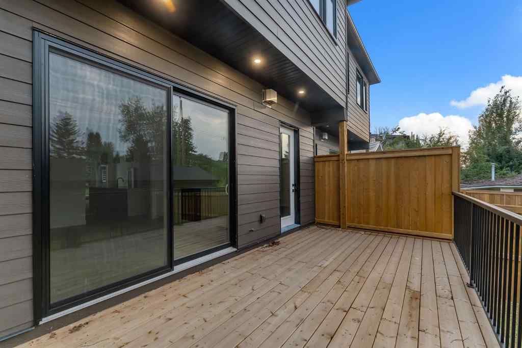 MLS® A2258186 - 506 28 Avenue NW in Mount Pleasant Calgary, Residential