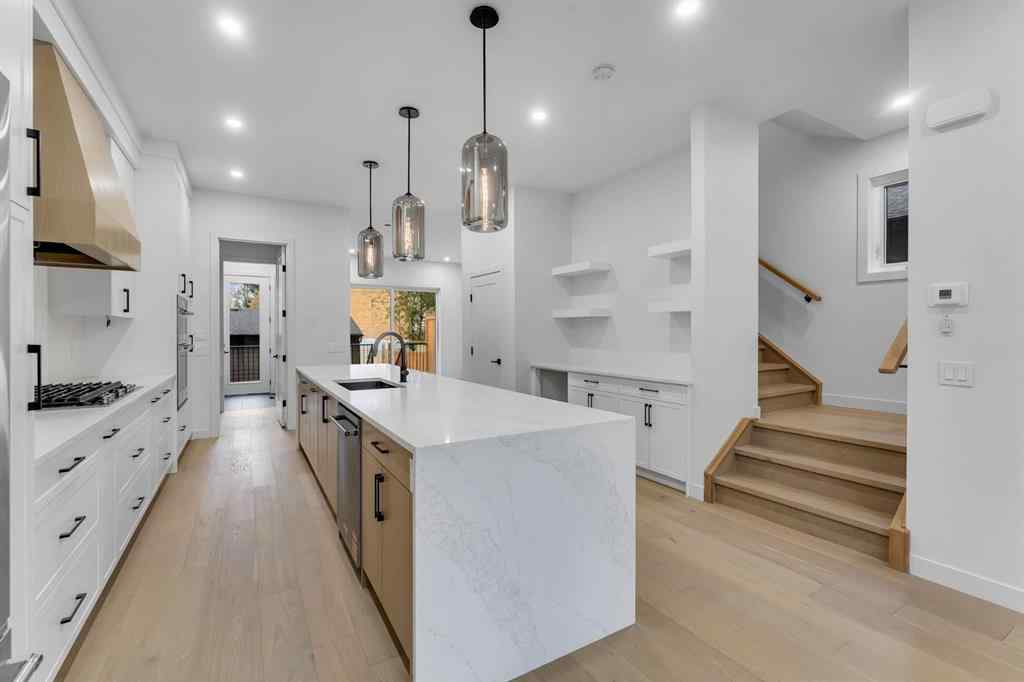 MLS® A2258186 - 506 28 Avenue NW in Mount Pleasant Calgary, Residential