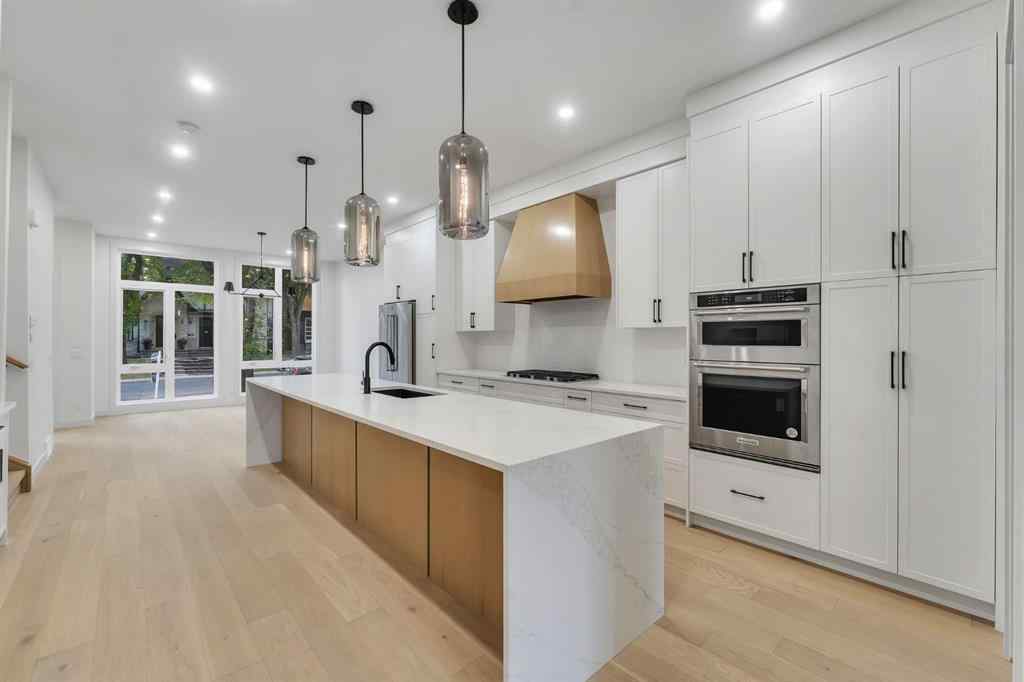 MLS® A2258186 - 506 28 Avenue NW in Mount Pleasant Calgary, Residential