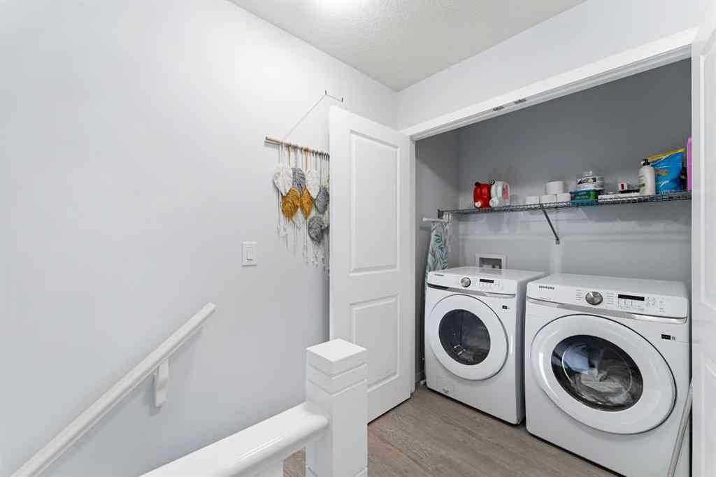 MLS® A2258191 - 2200 Windbury Greenway SW in Southwinds Airdrie, Residential