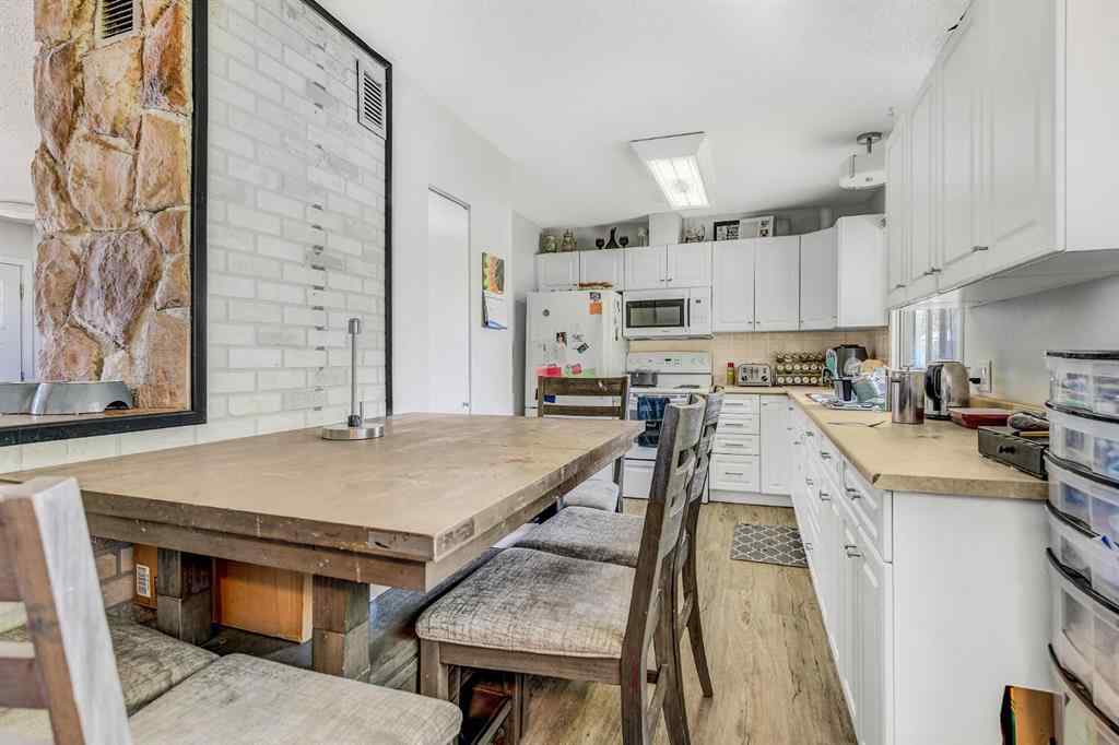 MLS® A2258192 - 9825 91 Avenue  in Highland Park Grande Prairie, Residential