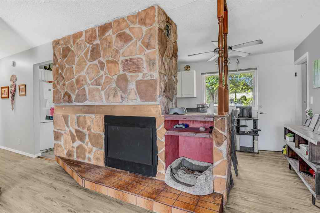 MLS® A2258192 - 9825 91 Avenue  in Highland Park Grande Prairie, Residential