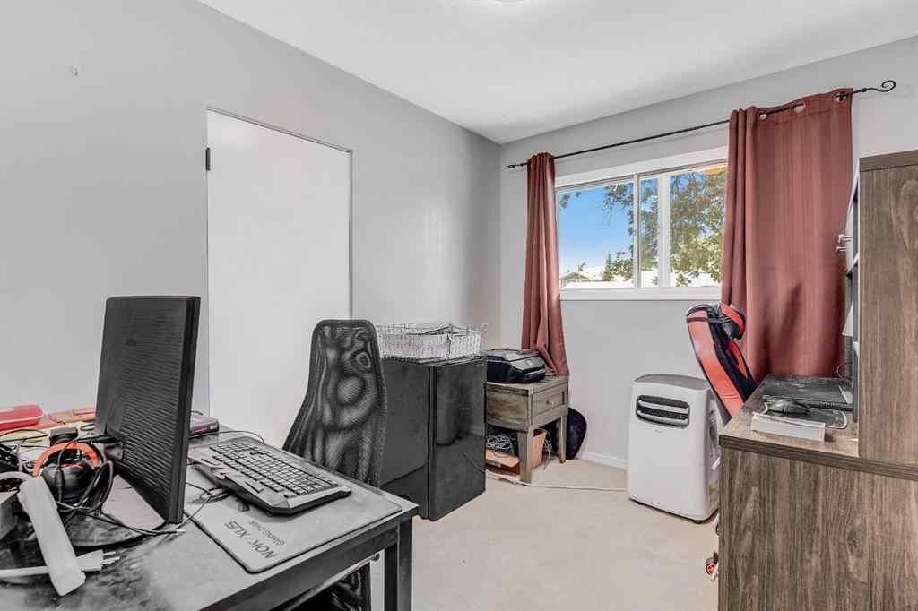 MLS® A2258192 - 9825 91 Avenue  in Highland Park Grande Prairie, Residential