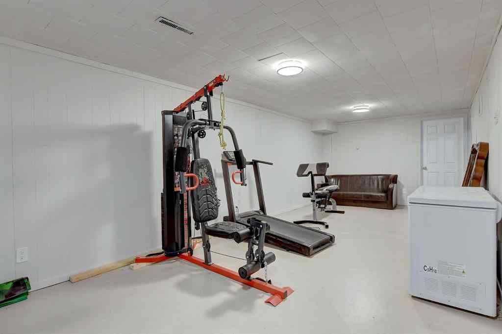 MLS® A2258192 - 9825 91 Avenue  in Highland Park Grande Prairie, Residential