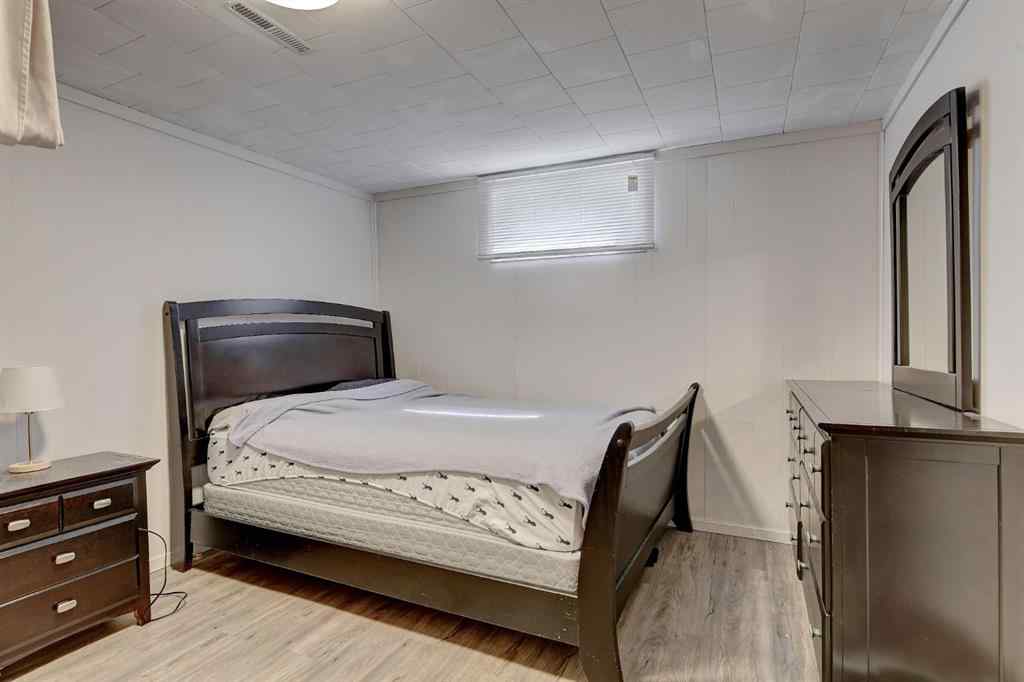 MLS® A2258192 - 9825 91 Avenue  in Highland Park Grande Prairie, Residential