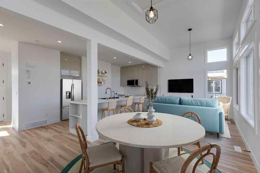 MLS® A2258195 - 640 Cottageclub Bend  in Cottage Club at Ghost Lake Rural Rocky View County, Residential