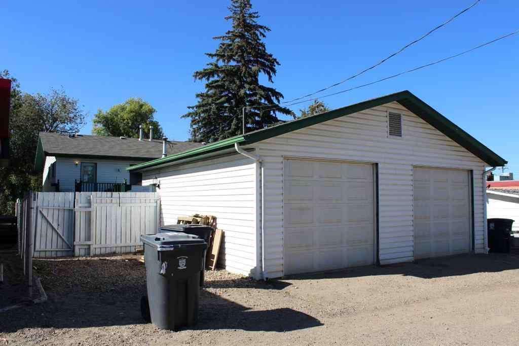 MLS® A2258198 - 428 & 430 3 Street W in West End Brooks, Multi-Family