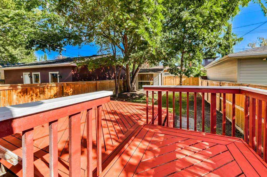 MLS® A2258199 - 322 9 Avenue NE in Crescent Heights Calgary, Residential