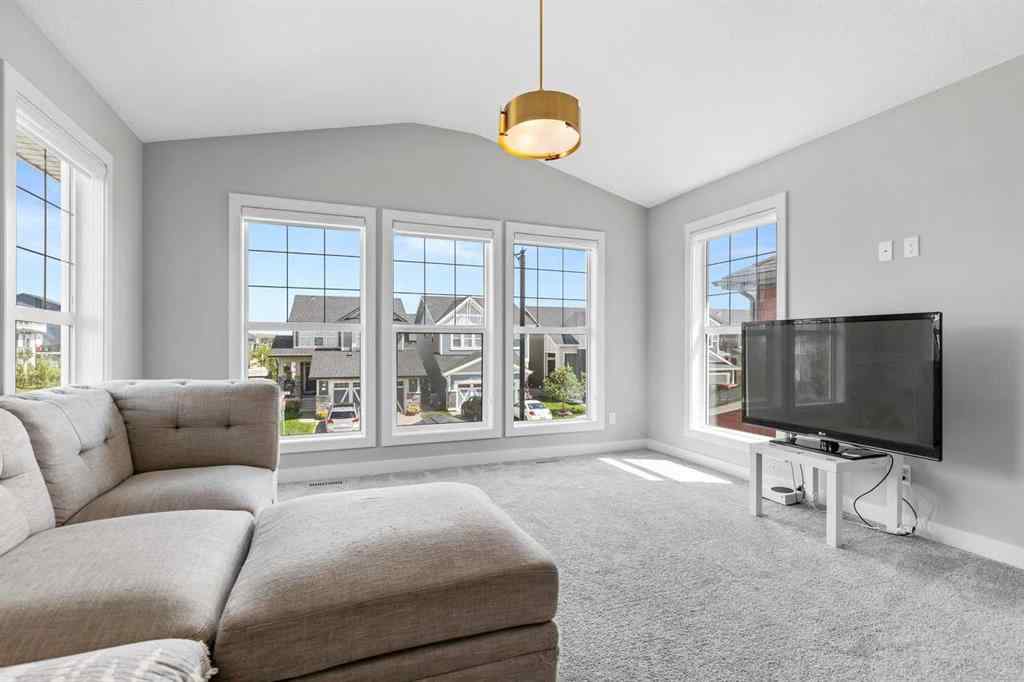 MLS® A2258203 - 79 Sunrise Way  in Sunset Ridge Cochrane, Residential