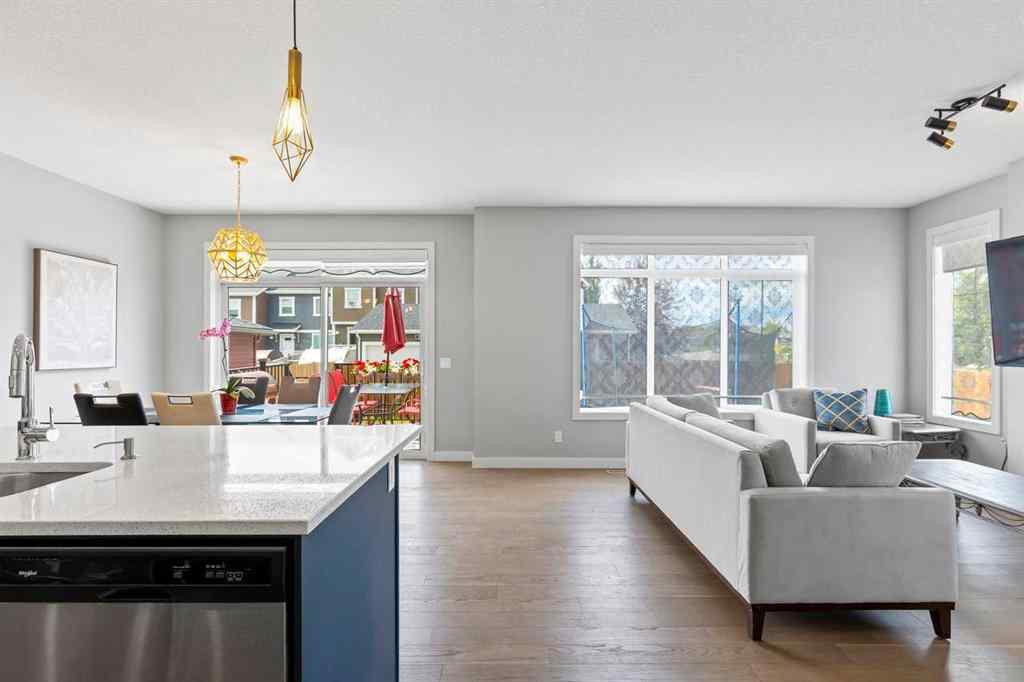 MLS® A2258203 - 79 Sunrise Way  in Sunset Ridge Cochrane, Residential