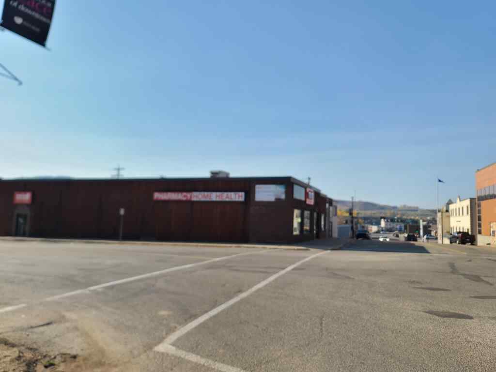 MLS® A2258206 - 10013 100 Avenue   in Downtown Peace River, Commercial