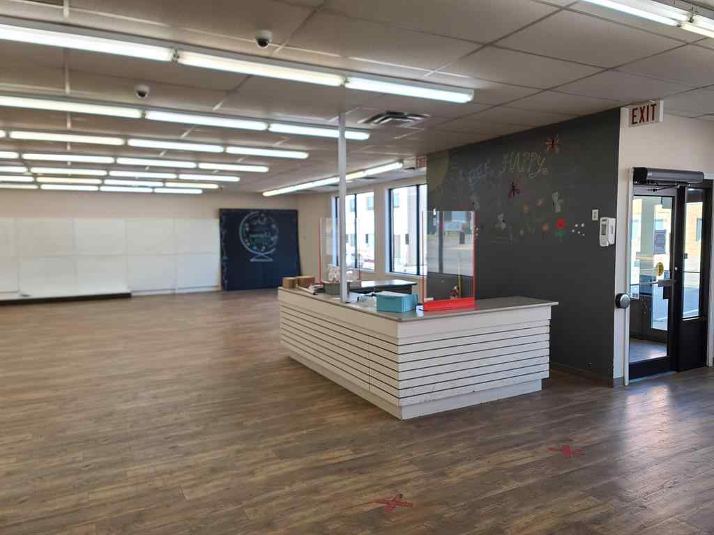 MLS® A2258206 - 10013 100 Avenue   in Downtown Peace River, Commercial