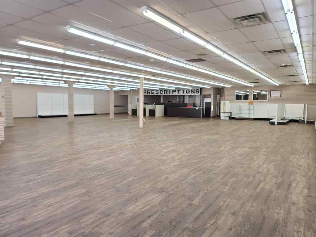 MLS® A2258206 - 10013 100 Avenue   in Downtown Peace River, Commercial