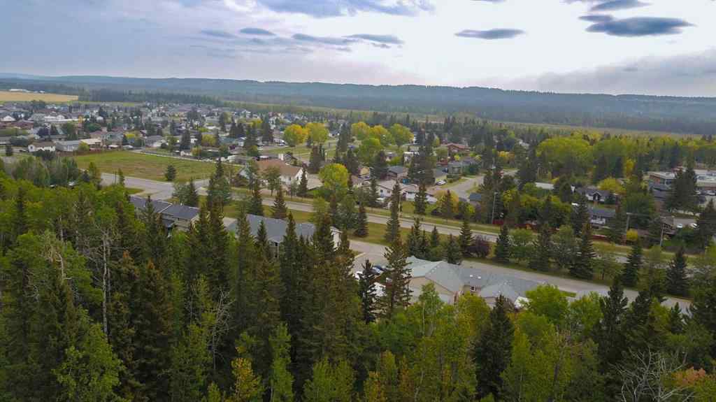 MLS® A2258207 - 808 1st Street NW in NONE Sundre, Residential
