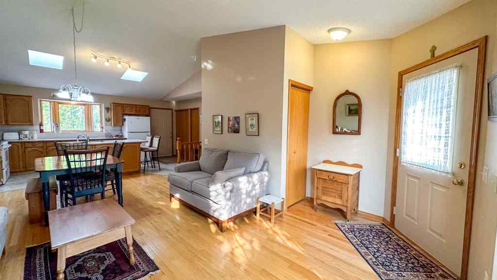 MLS® A2258207 - 808 1st Street NW in NONE Sundre, Residential