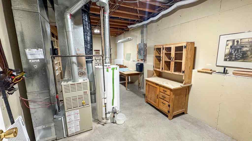 MLS® A2258207 - 808 1st Street NW in NONE Sundre, Residential