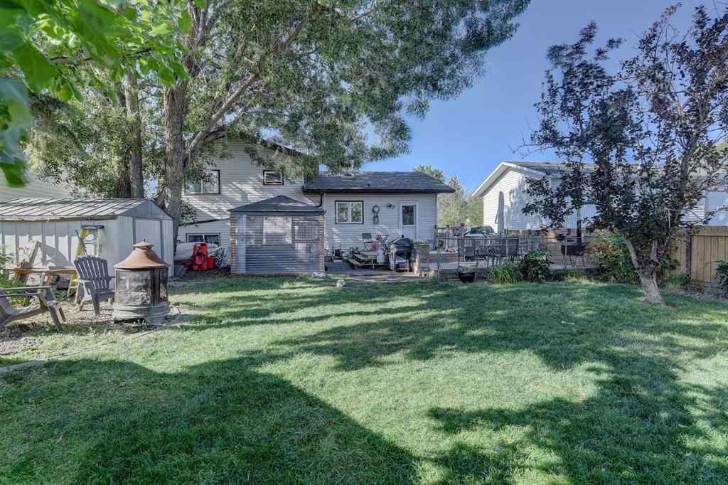 MLS® A2258208 - 7609 103 Street  in Mission Heights Grande Prairie, Residential