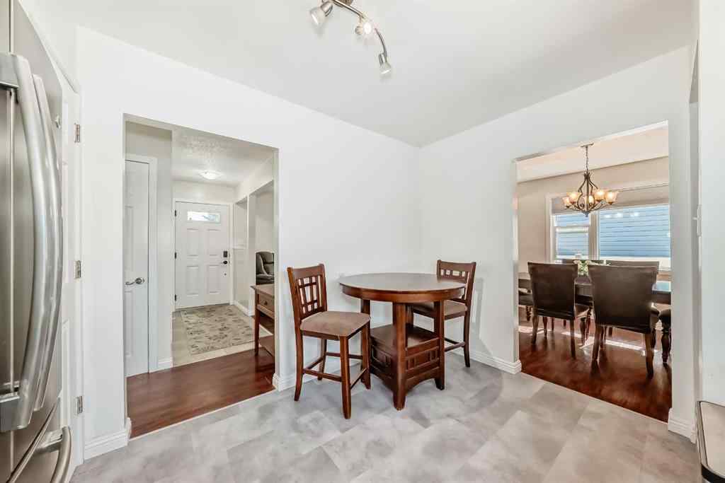 MLS® A2258210 - 727 macleay Road NE in Mayland Heights Calgary, Residential