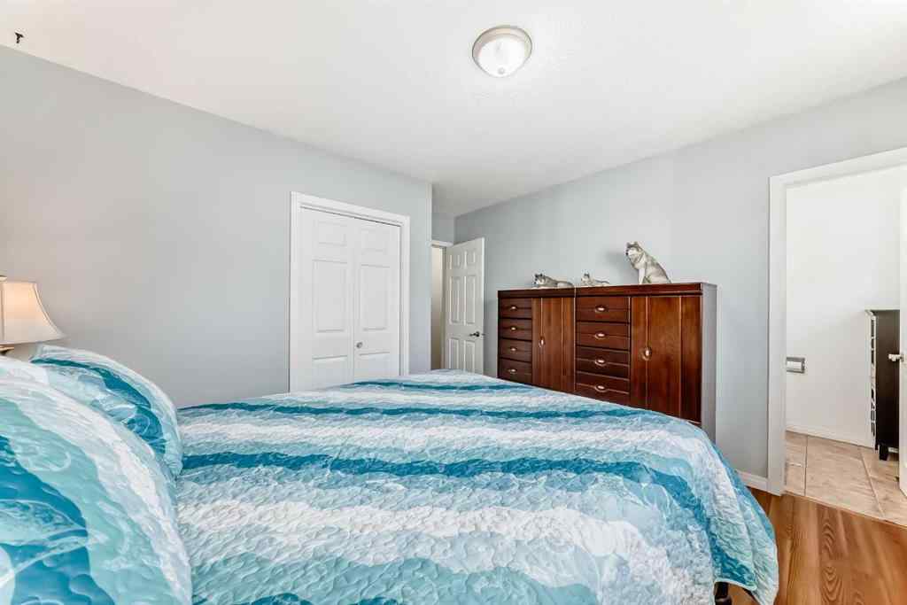 MLS® A2258210 - 727 macleay Road NE in Mayland Heights Calgary, Residential