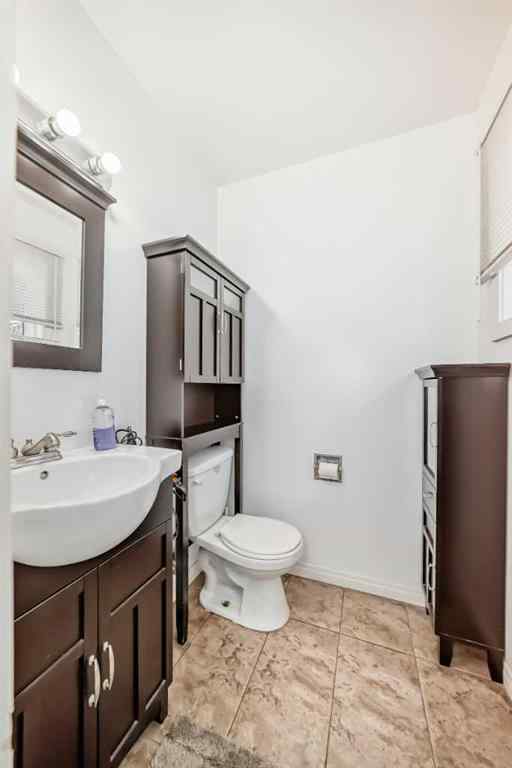 MLS® A2258210 - 727 macleay Road NE in Mayland Heights Calgary, Residential