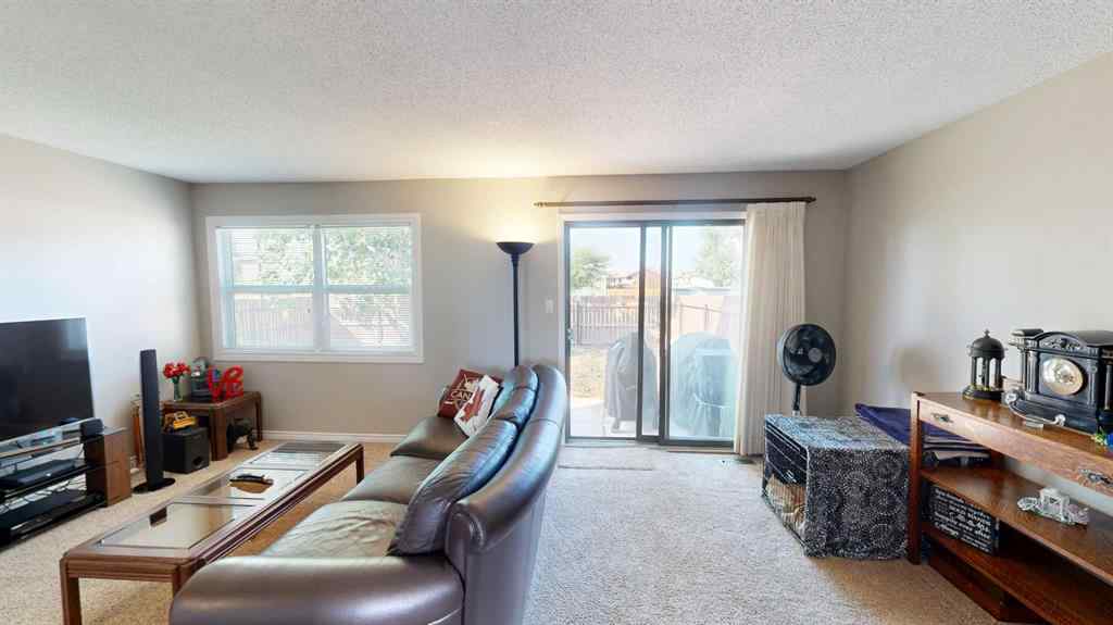 MLS® A2258214 - 1558 St George Road N in St Edwards Lethbridge, Residential