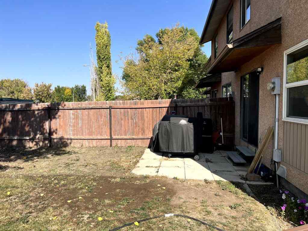 MLS® A2258214 - 1558 St George Road N in St Edwards Lethbridge, Residential