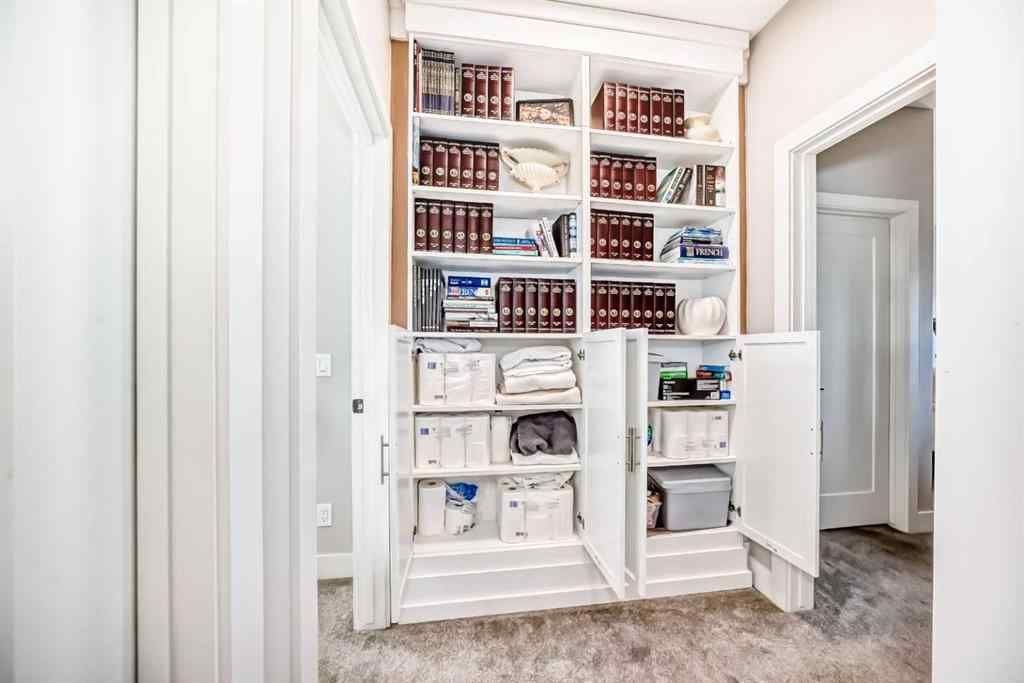 MLS® A2258218 - 17 Royal Elm Green NW in Royal Oak Calgary, Residential